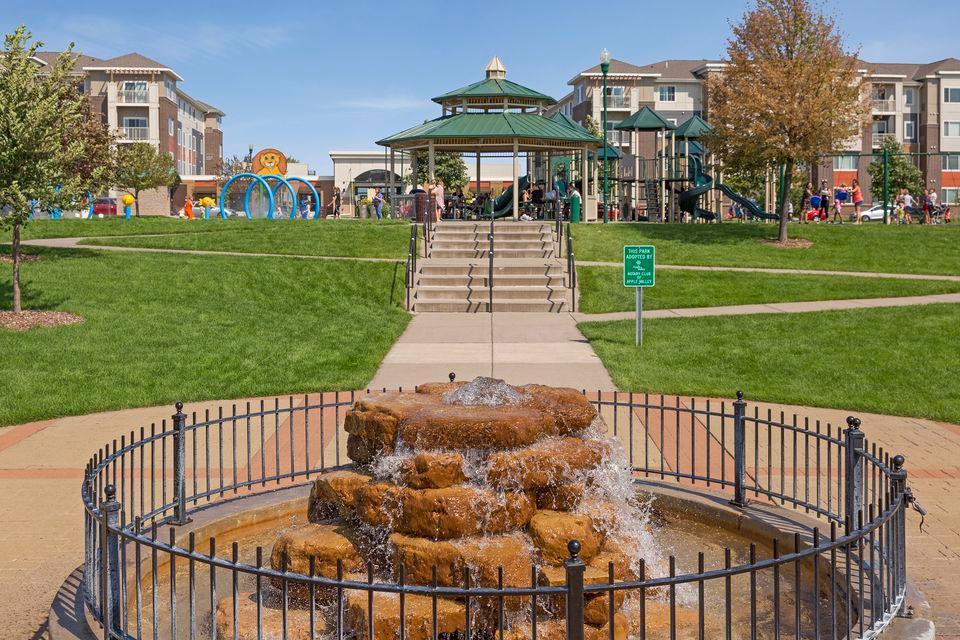 .6 miles from Kelley Park