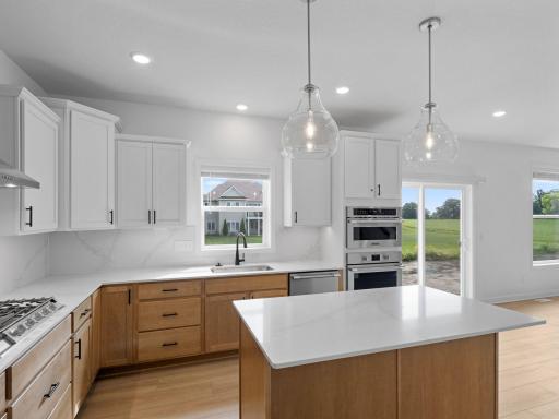 1677 Hadley Hills Drive NE, Rochester, MN 55906