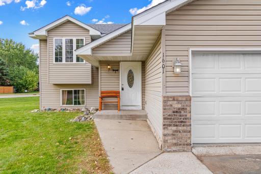 1601 Maple Avenue, Buffalo, MN 55313
