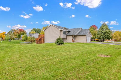 1601 Maple Avenue, Buffalo, MN 55313