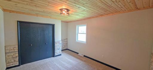 313 Oak Street S, Onamia, MN 56359