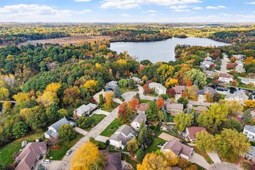 4202 Willow Wood Drive, Vadnais Heights, MN 55127