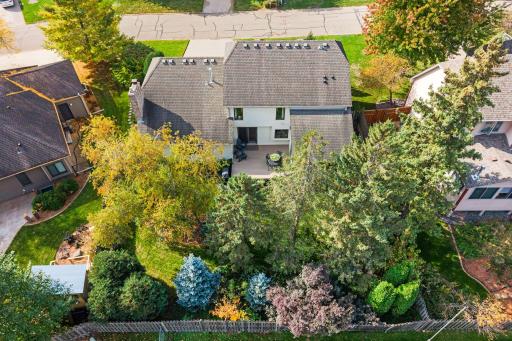 4202 Willow Wood Drive, Vadnais Heights, MN 55127