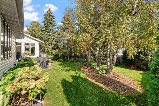 4202 Willow Wood Drive, Vadnais Heights, MN 55127