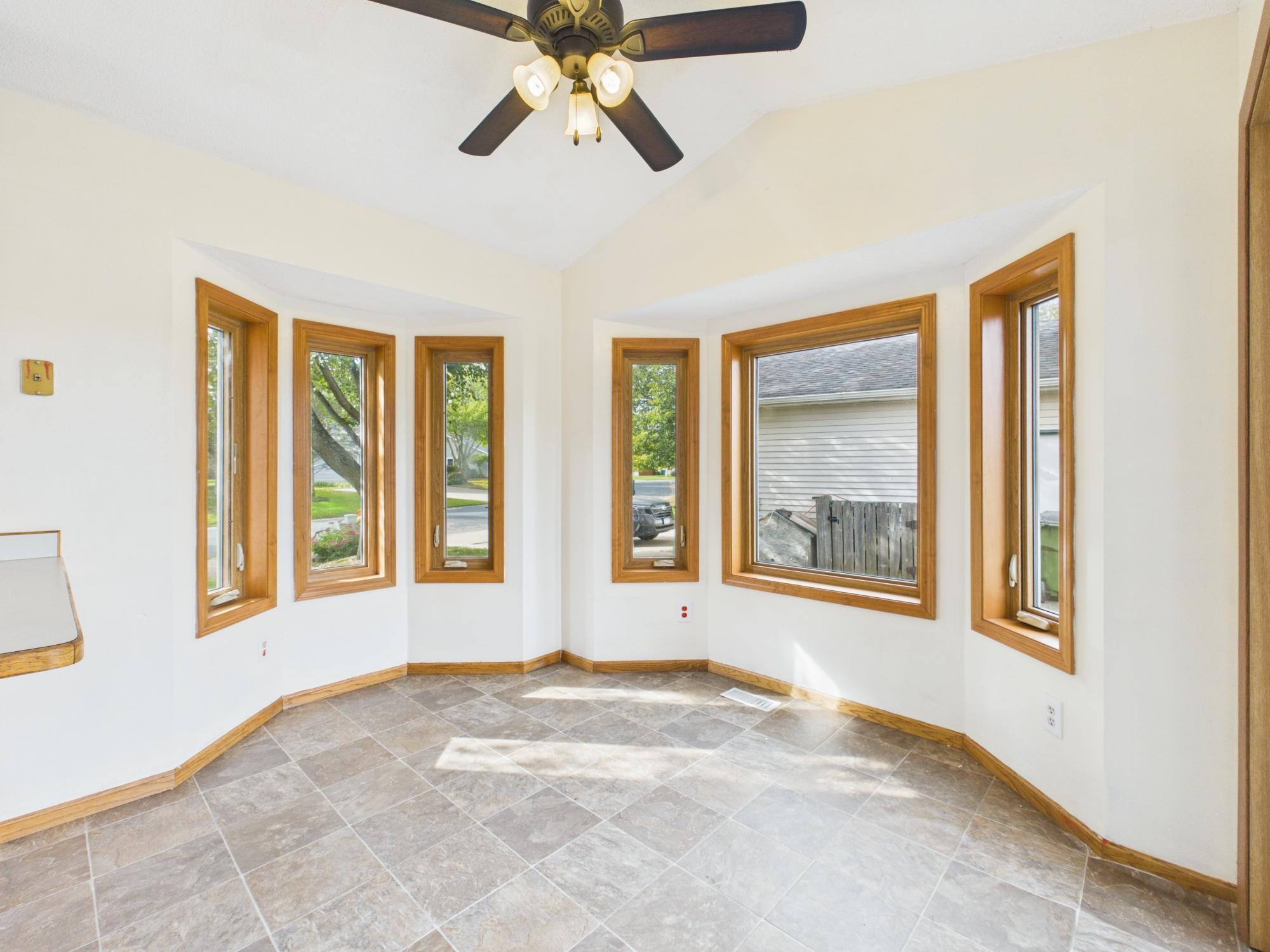 Lots of natural sunlight!