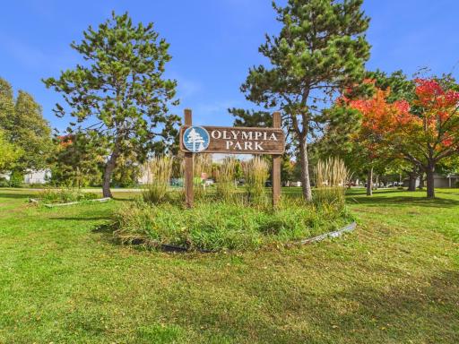 1083 98th Avenue NE, Blaine, MN 55434