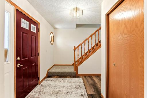 16410 43rd Avenue N, Plymouth, MN 55446