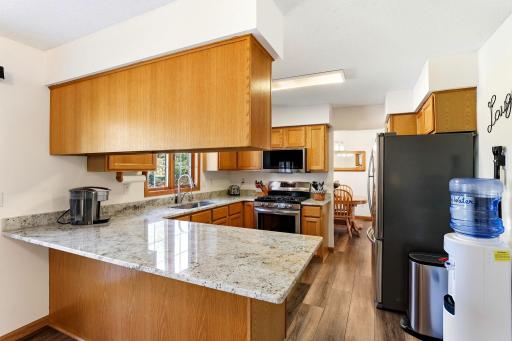 16410 43rd Avenue N, Plymouth, MN 55446