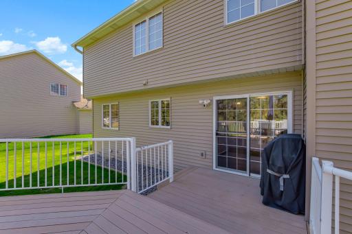 16410 43rd Avenue N, Plymouth, MN 55446