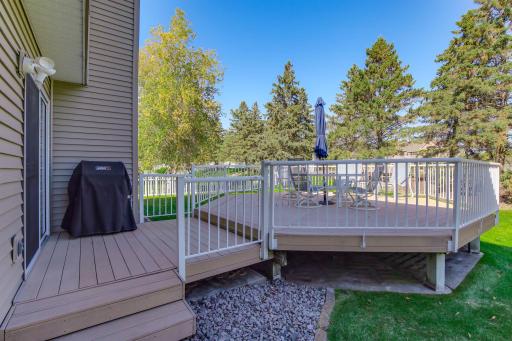 16410 43rd Avenue N, Plymouth, MN 55446