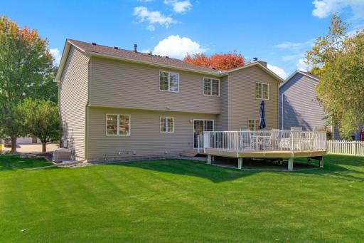 16410 43rd Avenue N, Plymouth, MN 55446