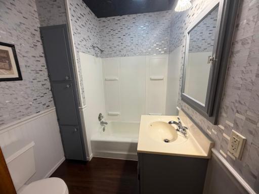 210 2nd Street, Rushmore, MN 56168