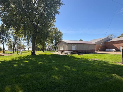 210 2nd Street, Rushmore, MN 56168