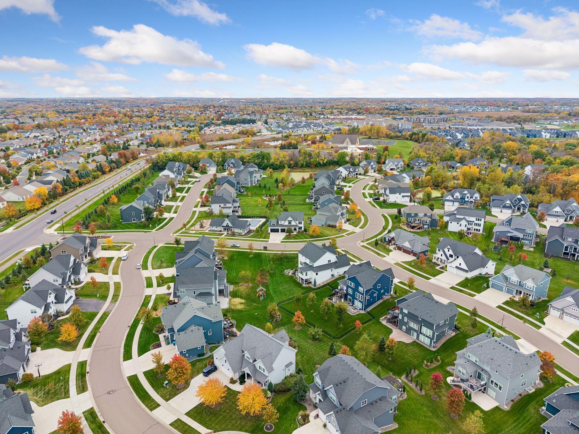 Minutes from Rush Creek Golf Course, scenic trails, parks, shopping, and dining, with recreation and everyday conveniences close by.