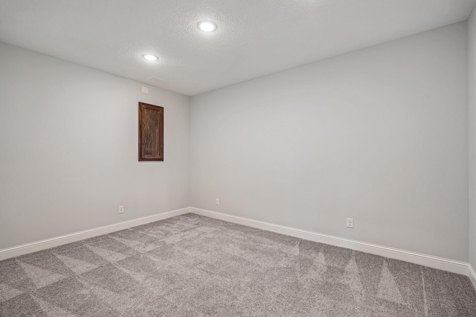 A versatile flex room ready to adapt to your needs, whether for a playroom, hobby space, or additional living area.