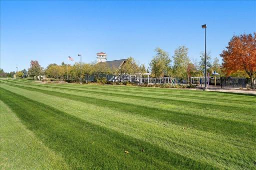 1618 Headwaters Lane, Woodbury, MN 55129