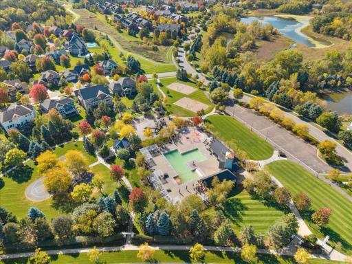 1618 Headwaters Lane, Woodbury, MN 55129