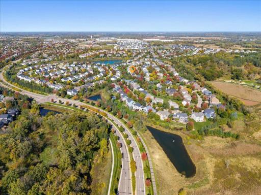 1618 Headwaters Lane, Woodbury, MN 55129
