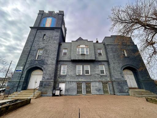 1001 Penn Avenue N, Minneapolis, MN 55411