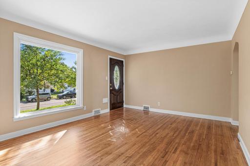 1347 Searle Street, Saint Paul, MN 55130