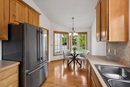 8960 Deer Run Court, Victoria, MN 55386
