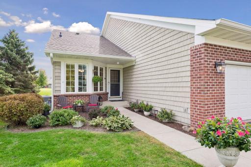8960 Deer Run Court, Victoria, MN 55386