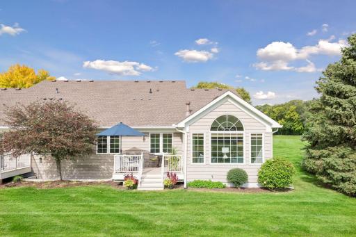 8960 Deer Run Court, Victoria, MN 55386