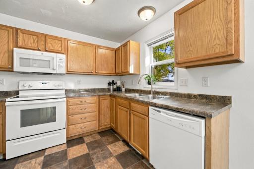 2215 15th Street S, Fargo, ND 58103