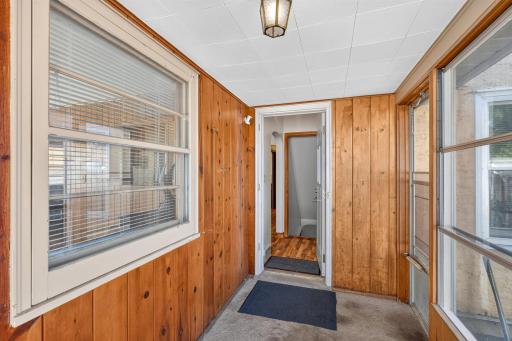 1571 Arlington Avenue E, Saint Paul, MN 55106