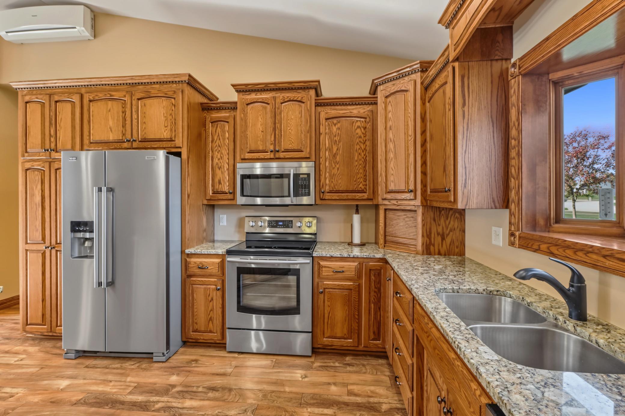 Kitchen1_3.jpg