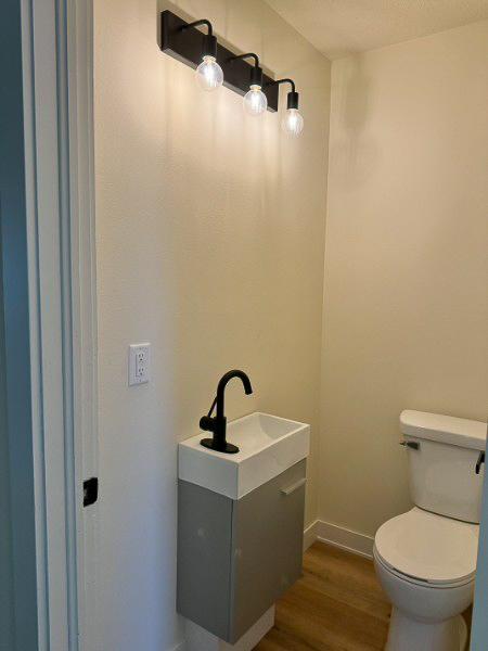1/2 Bath
