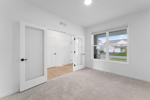 5081 Windlass Drive, Woodbury, MN 55129