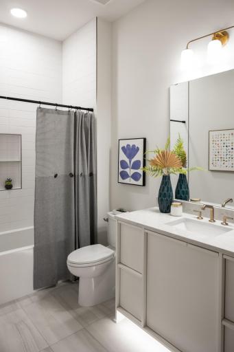 XXX Crestwood Terrace, Eden Prairie, MN 55347