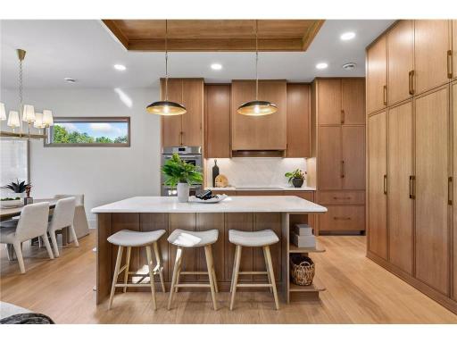XXX Crestwood Terrace, Eden Prairie, MN 55347
