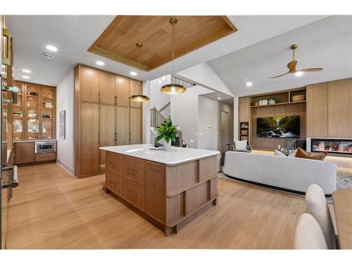 XXX Crestwood Terrace, Eden Prairie, MN 55347