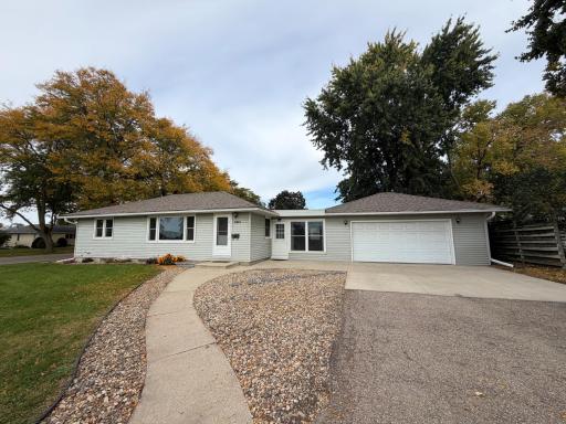 1211 9th Street NW, Rochester, MN 55901