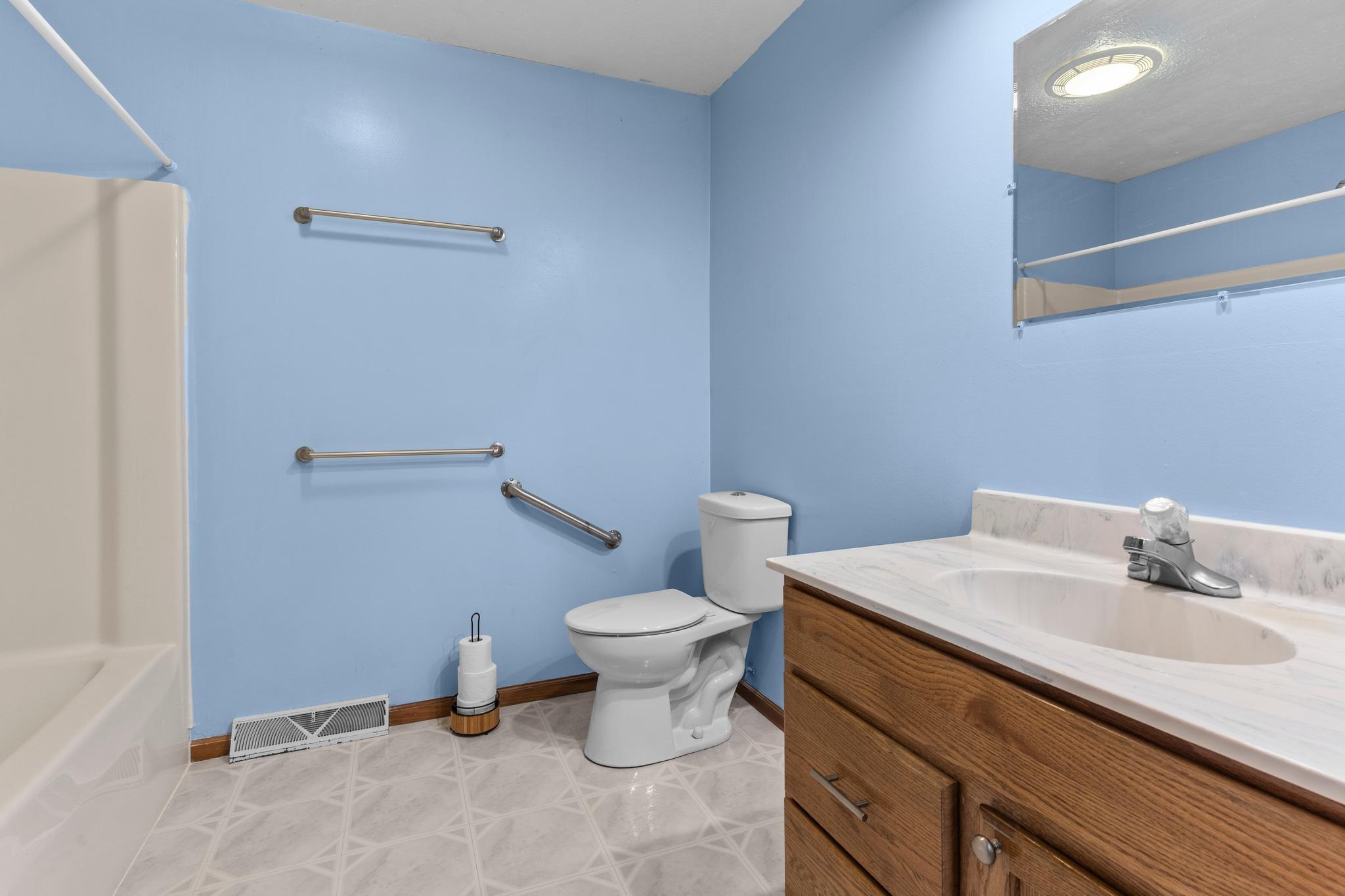 N-55041-_BMK1602-web-mls.jpg