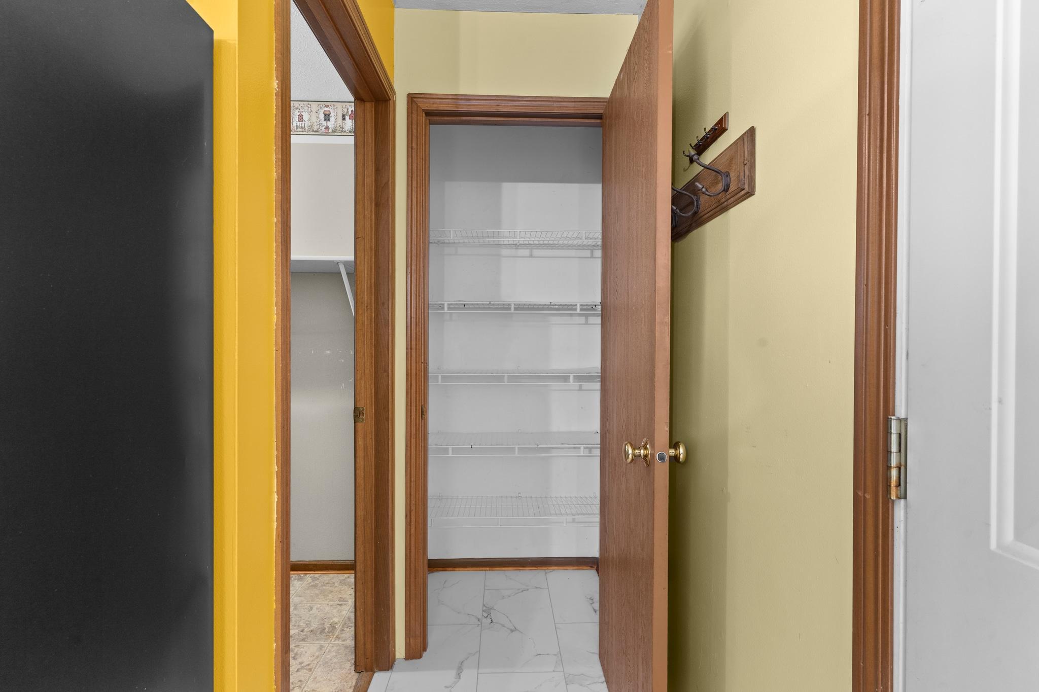 Hall Linen
