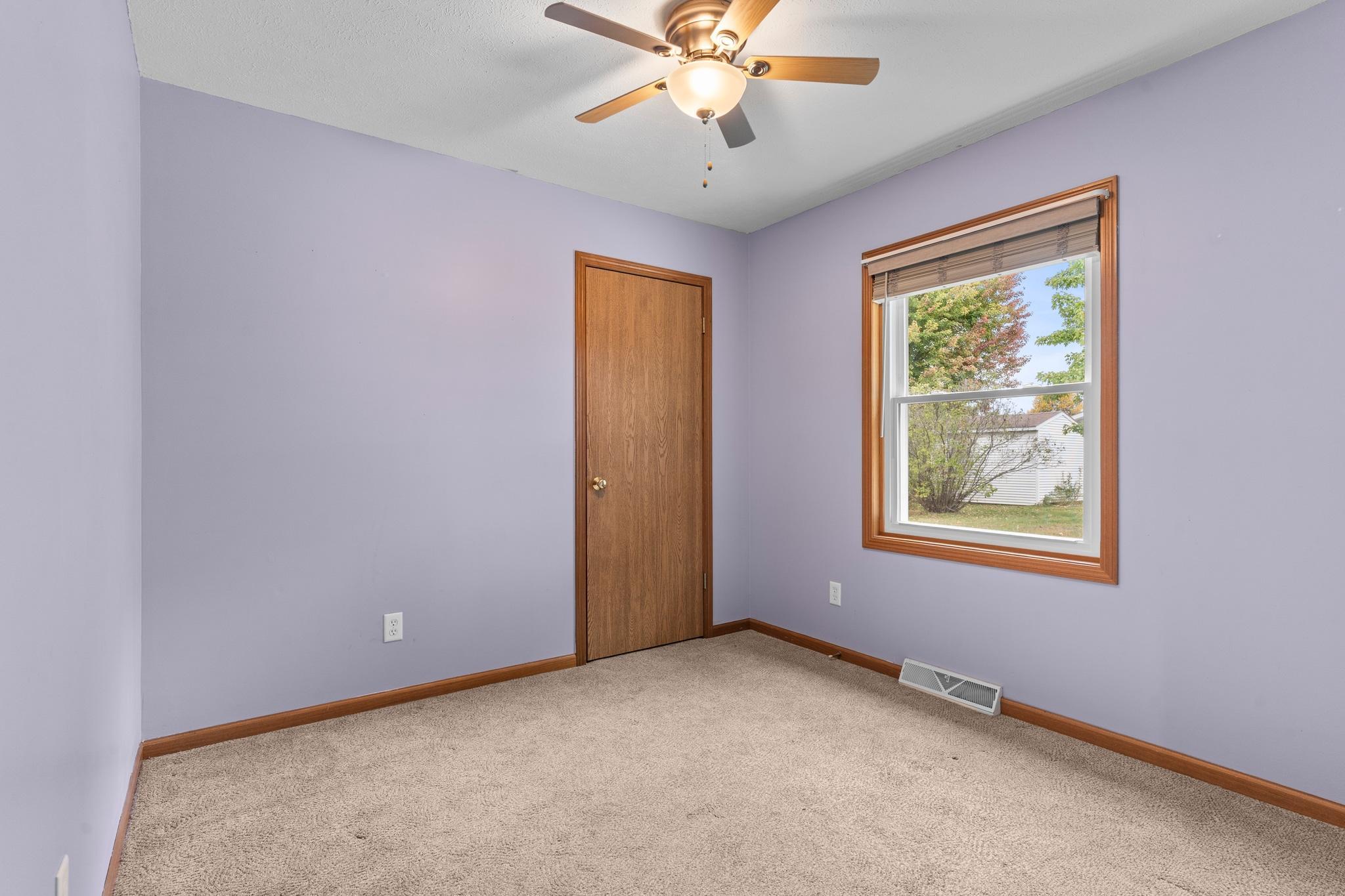 1158-Valley-View-Rd-Lake-City-MN-55041-_BMK1607-web-mls.jpg