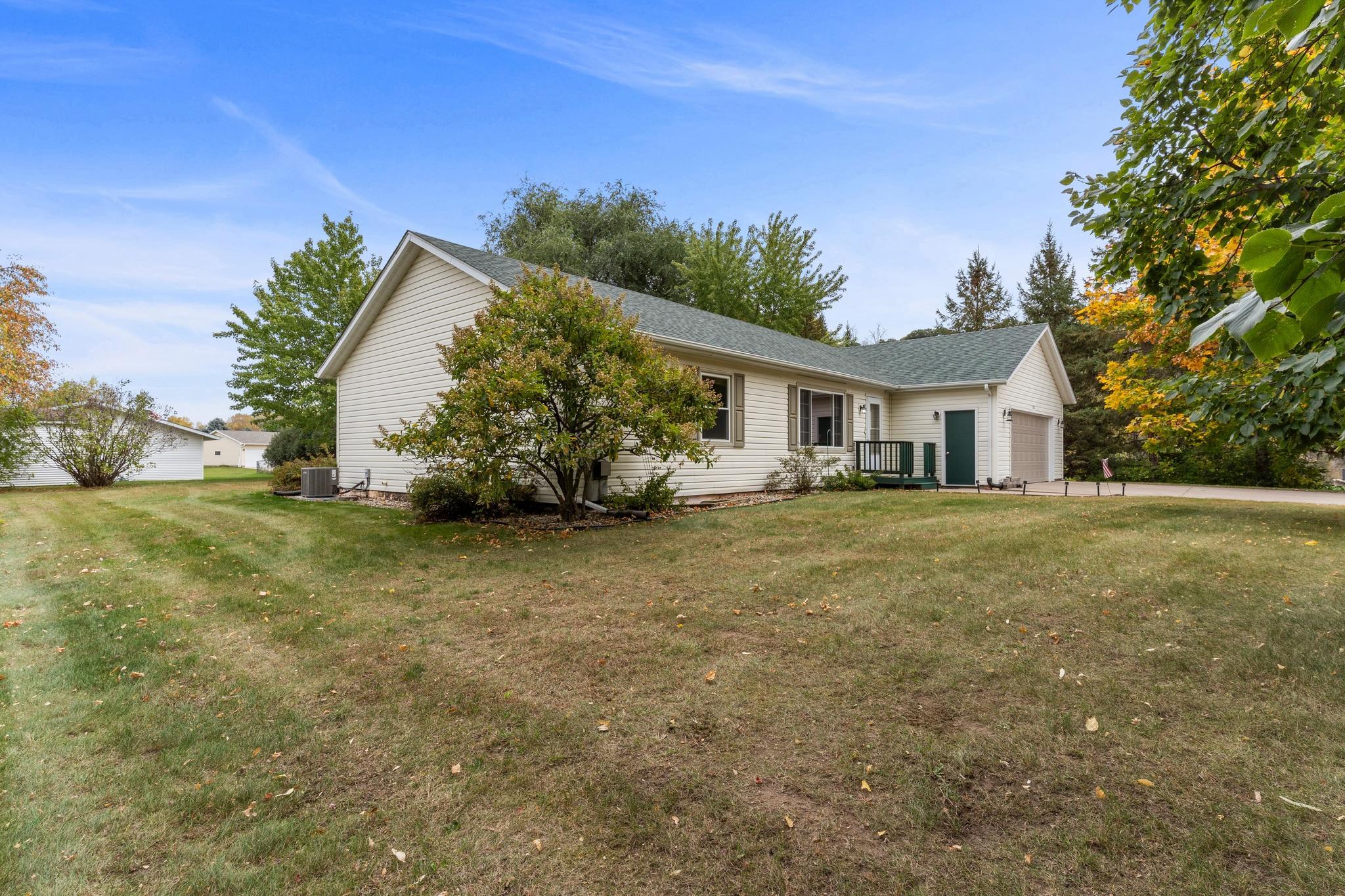 1158-Valley-View-Rd-Lake-City-MN-55041-BMK01706-web-mls.jpg