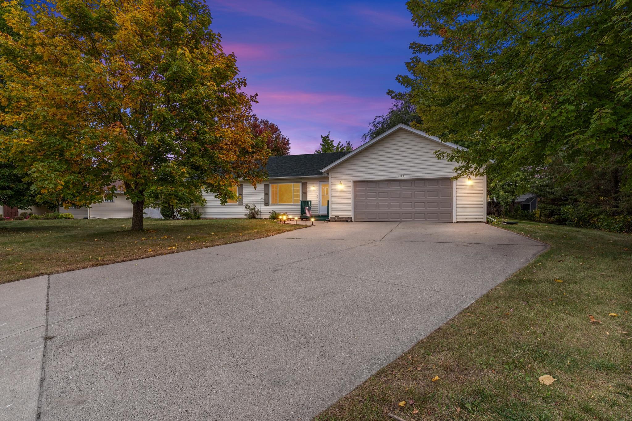 1158-Valley-View-Rd-Lake-City-MN-55041-BMK01704a-web-mls.jpg