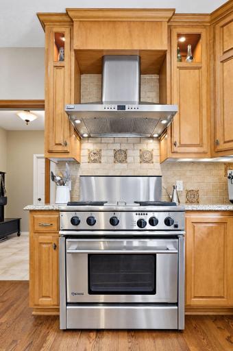 2995 Bobcat Trail NW, Prior Lake, MN 55372