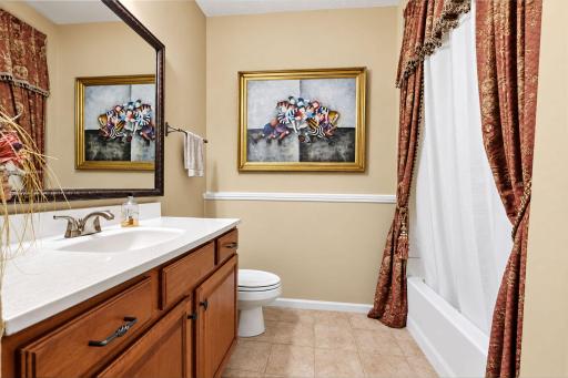 2995 Bobcat Trail NW, Prior Lake, MN 55372