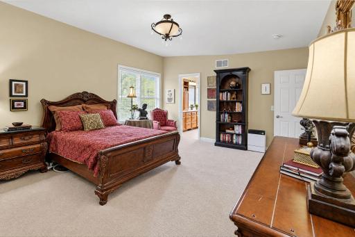 2995 Bobcat Trail NW, Prior Lake, MN 55372