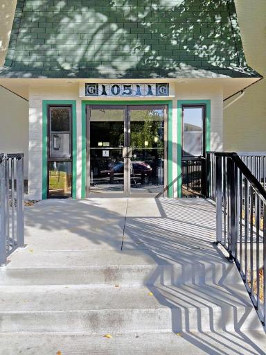 10511 Cedar Lake Road, 502, Minnetonka, MN 55305