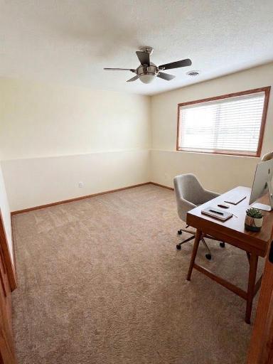 936 Ivy Hills Road, Belle Plaine, MN 56011