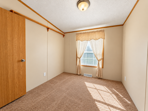 517 N High Street, Rushford, MN 55971