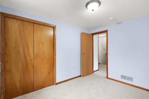 6924 Scott Avenue N, Brooklyn Center, MN 55429