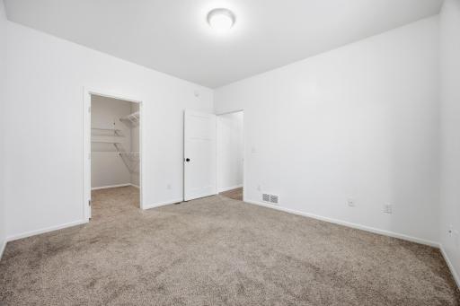 3053 38th Avenue S, Moorhead, MN 56560