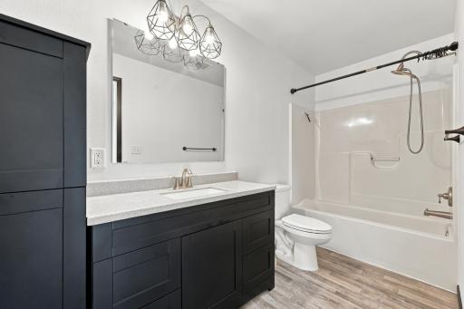 Fully Bath w/Linen (Lower level) - New Flooring